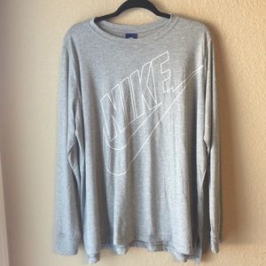 Nike Long Sleeve T-Shirt